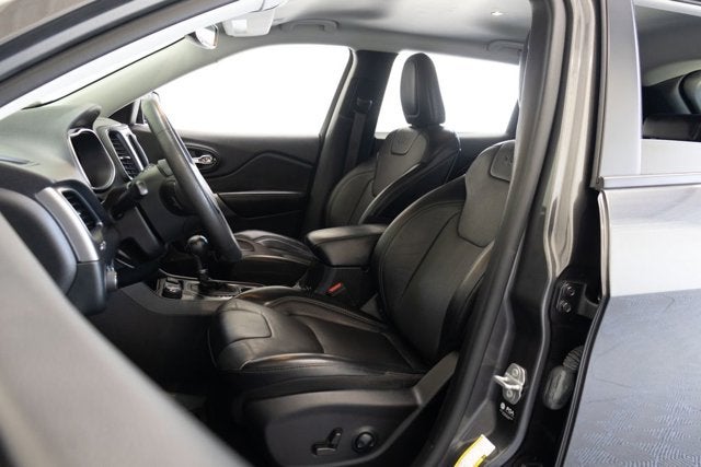 2022 Jeep Cherokee Latitude Lux