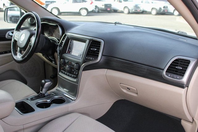 2020 Jeep Grand Cherokee Laredo