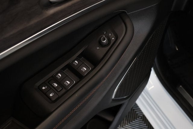 2025 Jeep Grand Cherokee Overland