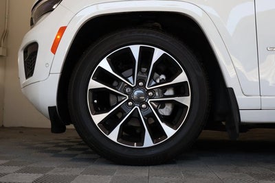 2025 Jeep Grand Cherokee Overland