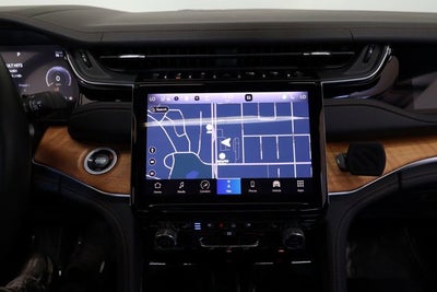2022 Jeep Grand Cherokee Summit