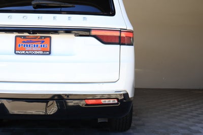 2023 Jeep Wagoneer L Base