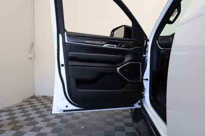 2023 Jeep Wagoneer L Base