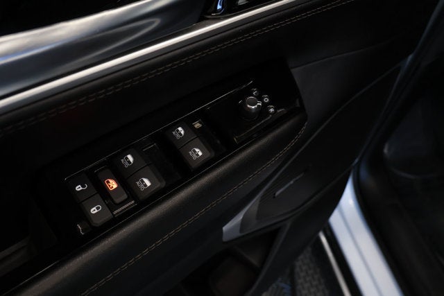 2023 Jeep Wagoneer L Base