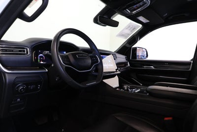 2023 Jeep Wagoneer L Base