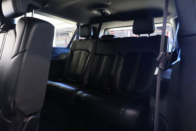 2023 Jeep Wagoneer L Base