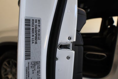 2023 Jeep Wagoneer L Base