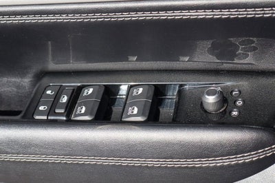 2023 Jeep Wagoneer Base