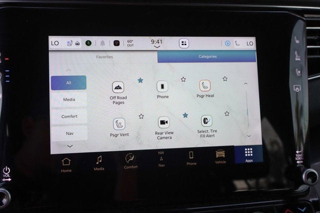 2023 Jeep Wagoneer Base
