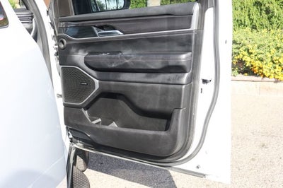 2023 Jeep Wagoneer Base