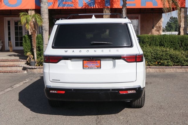 2023 Jeep Wagoneer Base