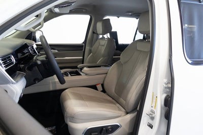 2023 Jeep Wagoneer Series III