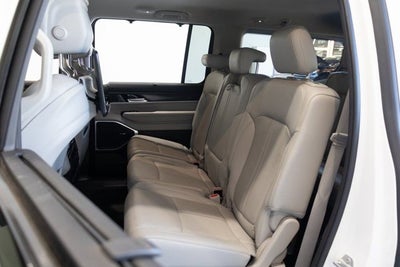 2023 Jeep Wagoneer Series III