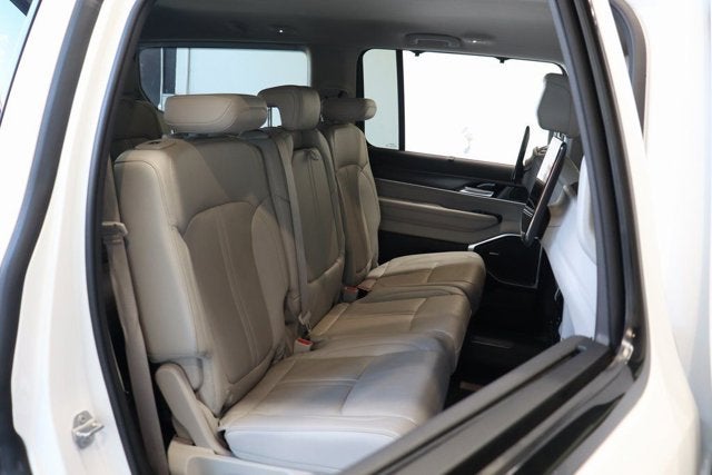 2023 Jeep Wagoneer Series III