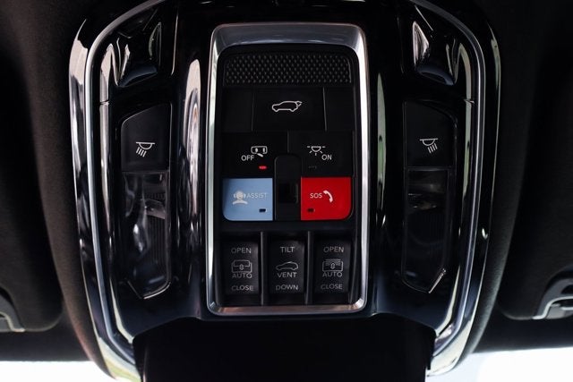 2022 Jeep Grand Wagoneer Series II