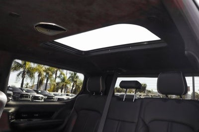 2022 Jeep Grand Wagoneer Series II