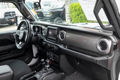 2021 Jeep Gladiator Overland