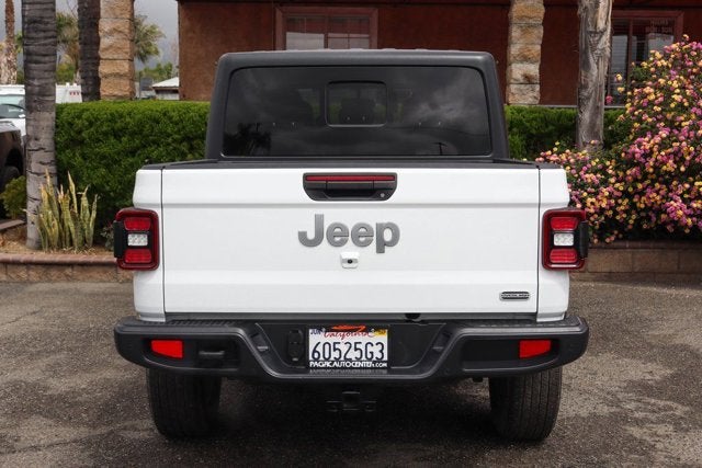 2021 Jeep Gladiator Overland