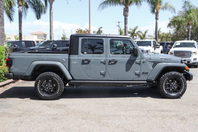 2025 Jeep Gladiator Willys