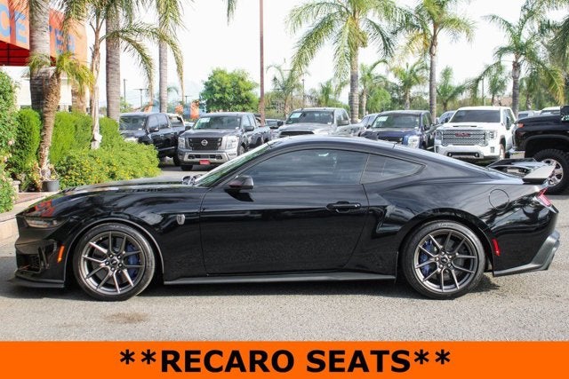 2024 Ford Mustang Dark Horse