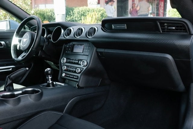 2021 Ford Mustang EcoBoost