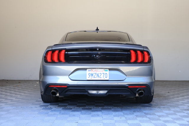 2022 Ford Mustang EcoBoost