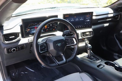 2025 Ford Mustang EcoBoost