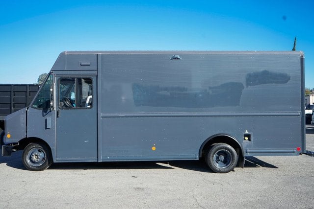 2019 Ford E-450SD Base