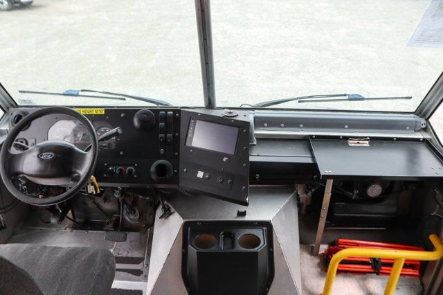 2019 Ford E-450SD Base