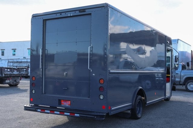 2019 Ford E-450SD Base