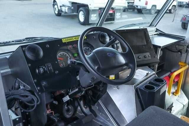 2019 Ford E-450SD Base