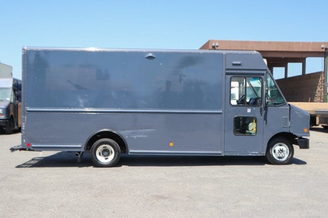 2019 Ford E-450SD Base