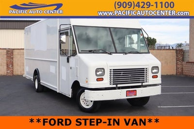 2016 Ford E-450SD Base