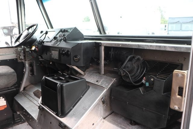 2013 Ford E-450SD Base