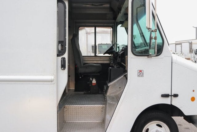2013 Ford E-450SD Base