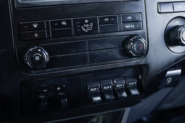 2015 Ford F-550SD XL