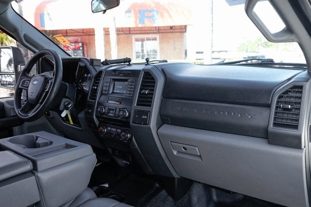 2017 Ford F-550SD XL