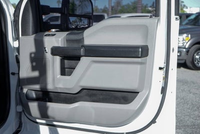 2017 Ford F-550SD XL