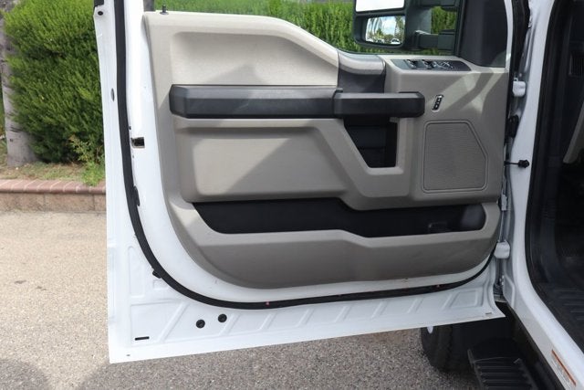 2022 Ford F-550SD XL