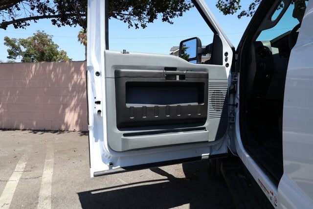 2015 Ford Super Duty F-550 DRW XL