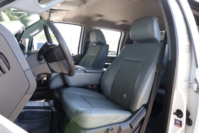 2015 Ford Super Duty F-550 DRW XL