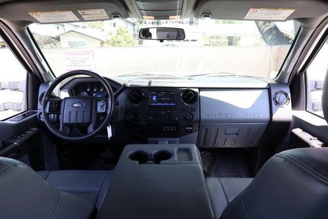 2015 Ford Super Duty F-550 DRW XL