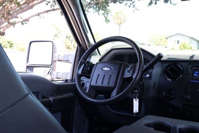 2015 Ford Super Duty F-550 DRW XL