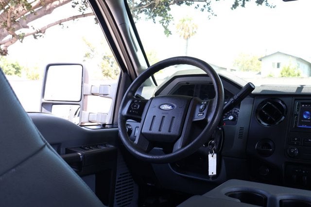 2015 Ford Super Duty F-550 DRW XL