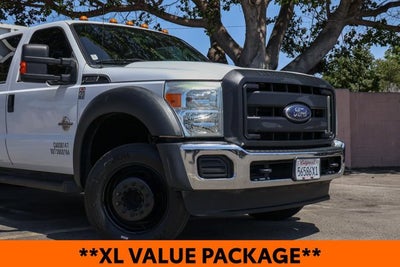 2015 Ford Super Duty F-550 DRW XL