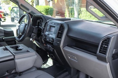 2022 Ford F-550SD XL