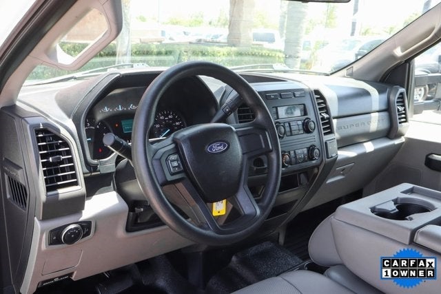 2017 Ford F-550SD XL