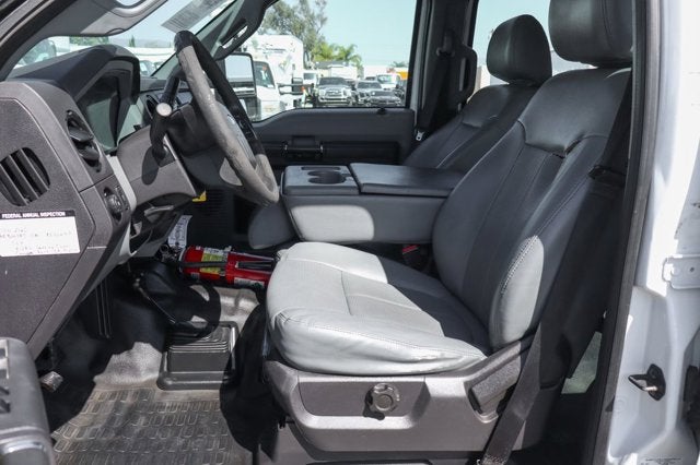 2016 Ford F-550SD XL