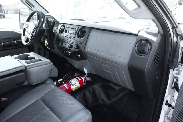 2016 Ford F-550SD XL