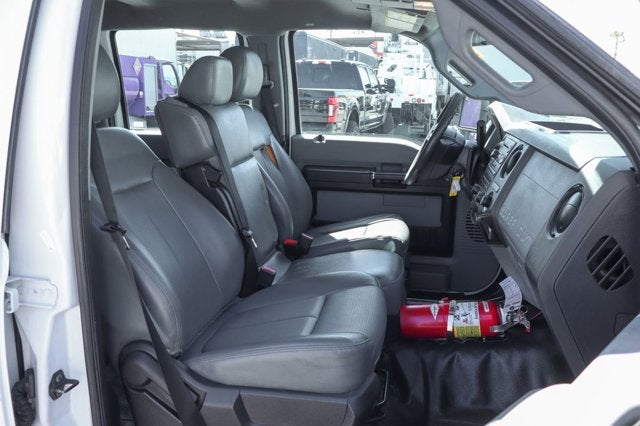 2016 Ford F-550SD XL